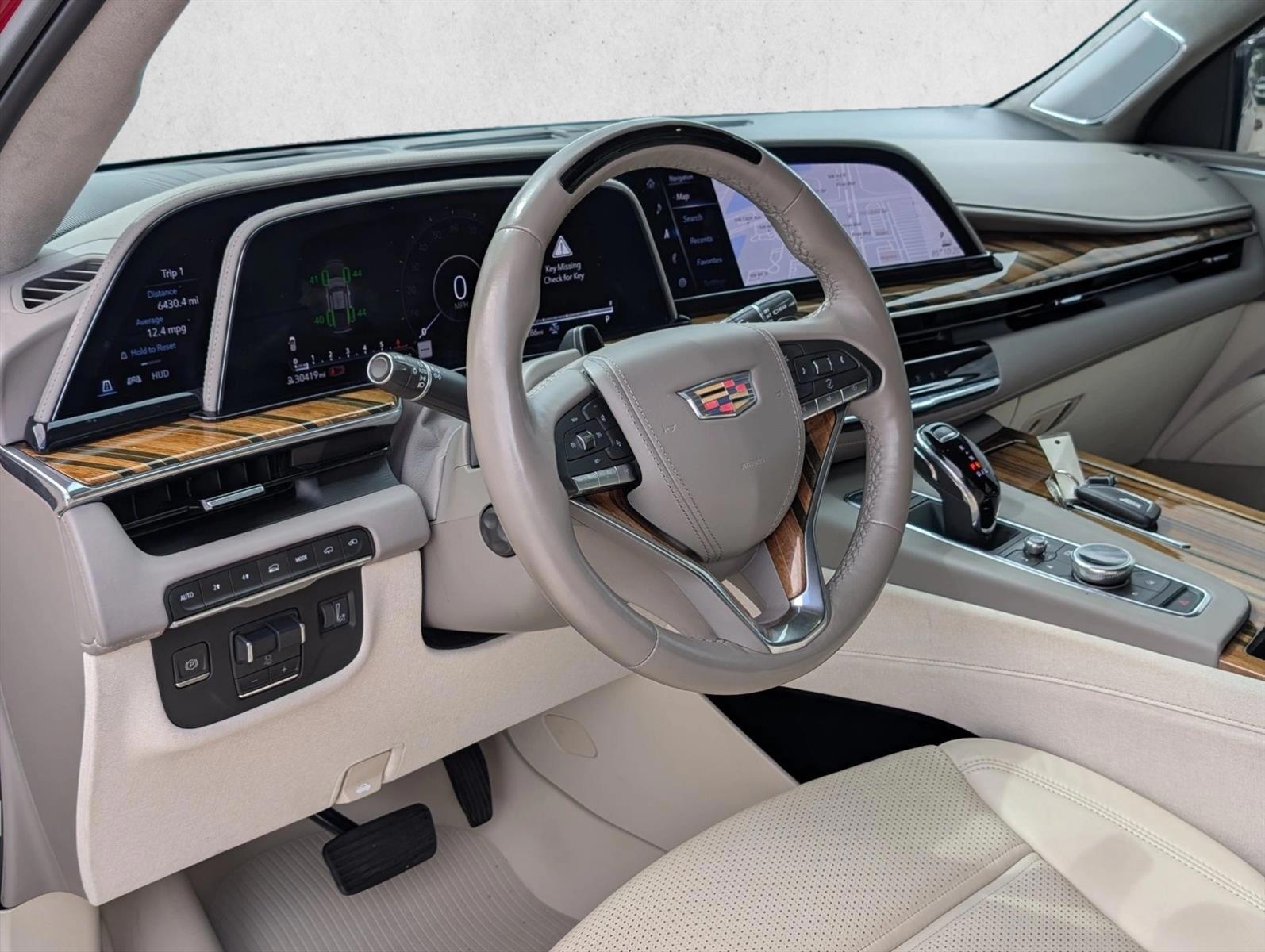 Thumbnail: 2023 Cadillac Escalade - 3