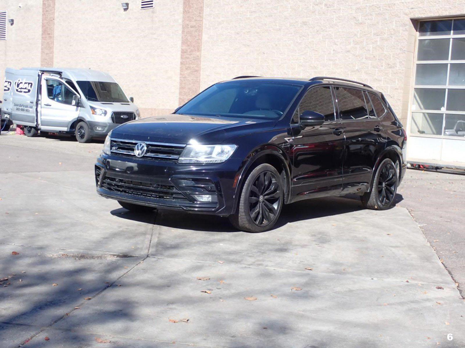2020 Volkswagen Tiguan SE R-LINE BLACK