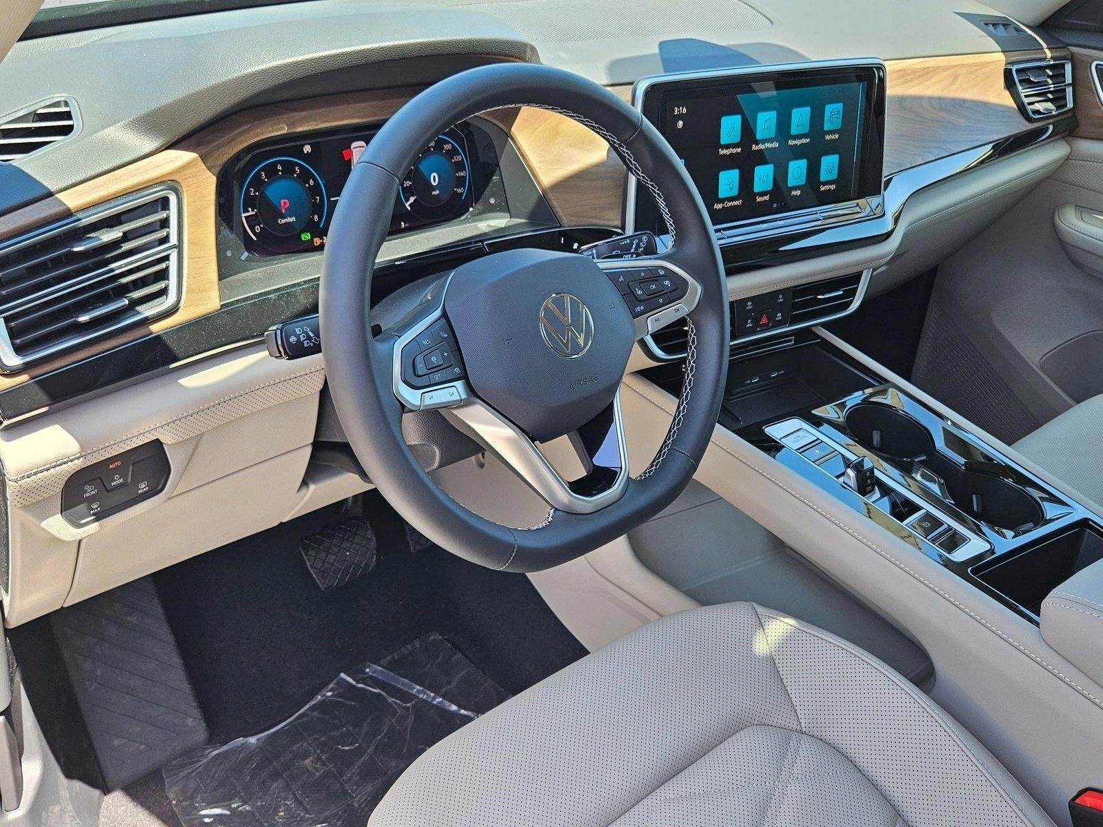 Thumbnail: 2026 Volkswagen Atlas - 3