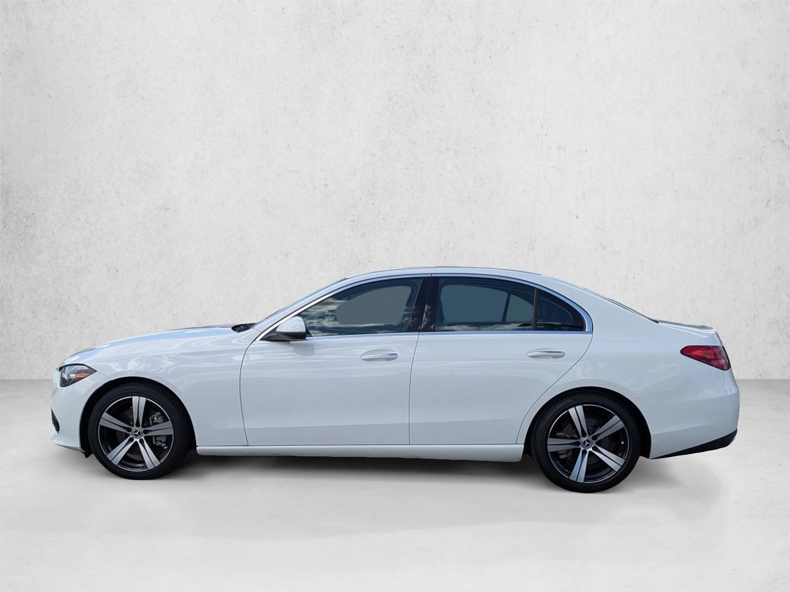 Thumbnail: 2022 Mercedes-Benz C-Class - 2