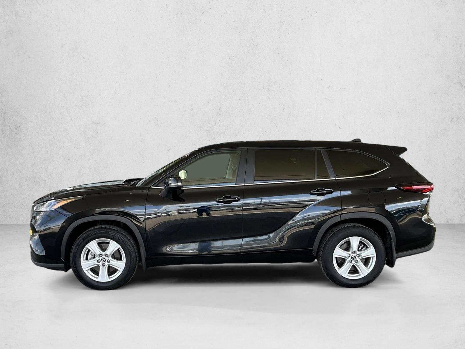 Thumbnail: 2024 Toyota Highlander - 2