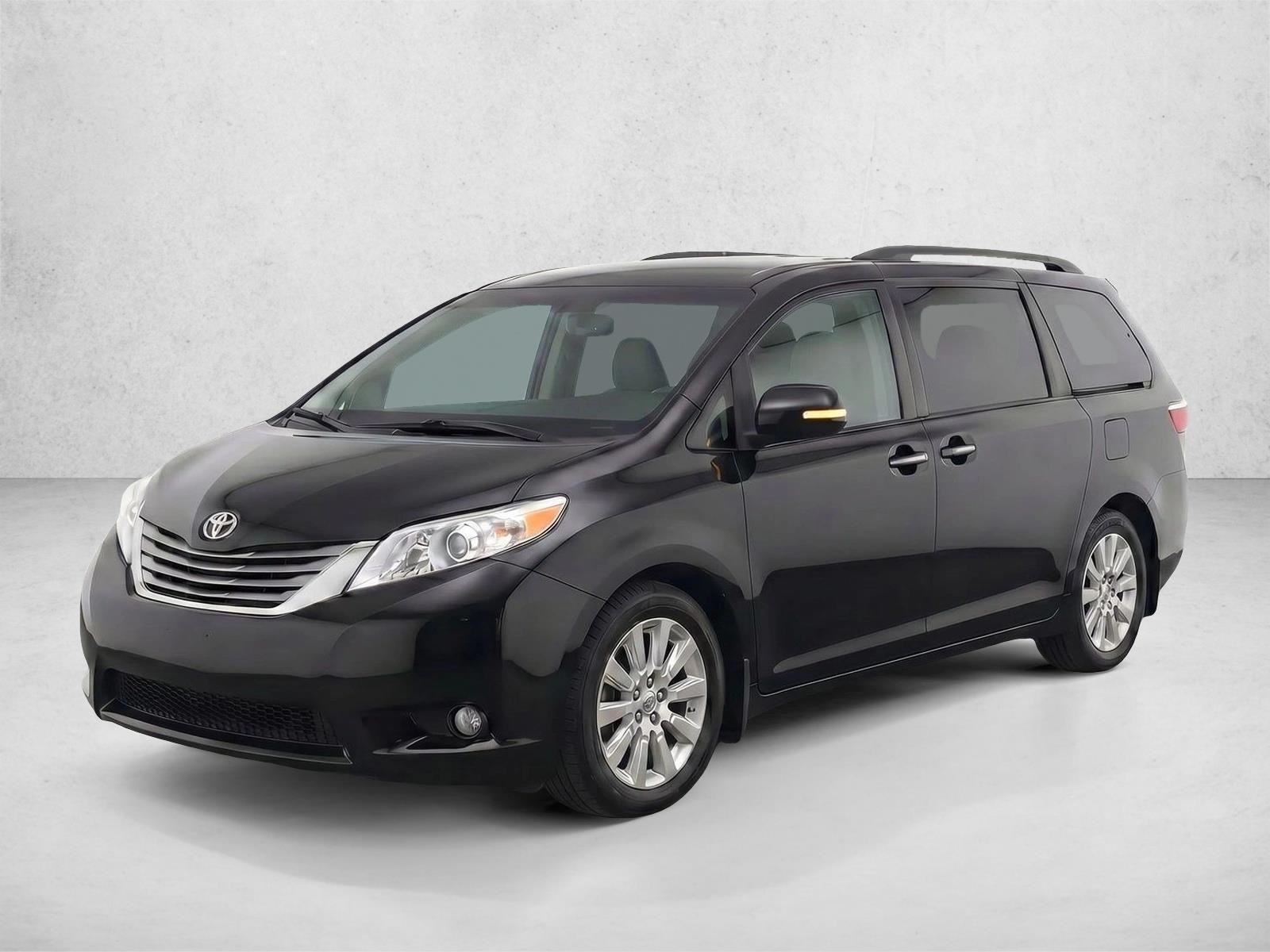 Thumbnail: 2013 Toyota Sienna - 1