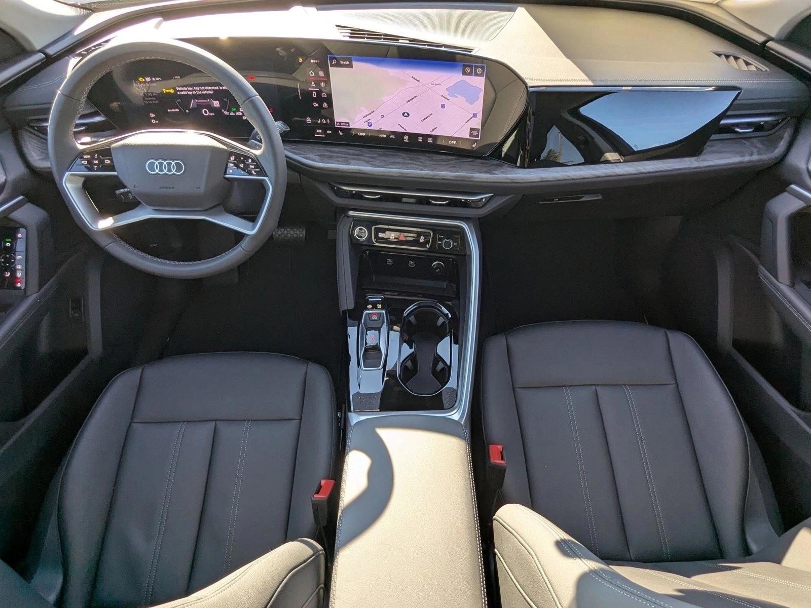 Thumbnail: 2025 Audi Q5 - 3