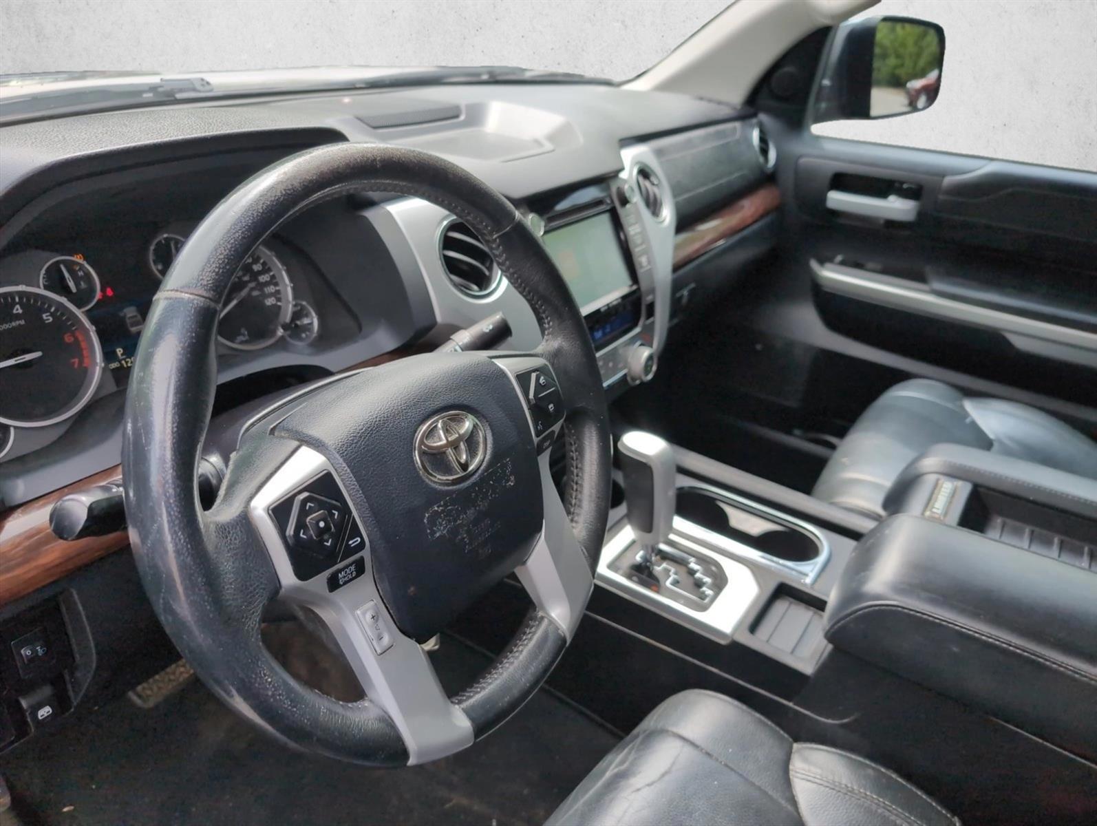 Thumbnail: 2015 Toyota Tundra - 2