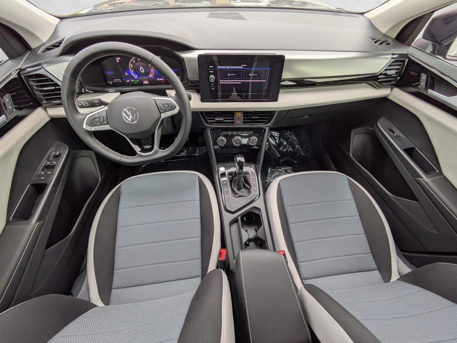 Thumbnail: 2026 Volkswagen Taos - 3