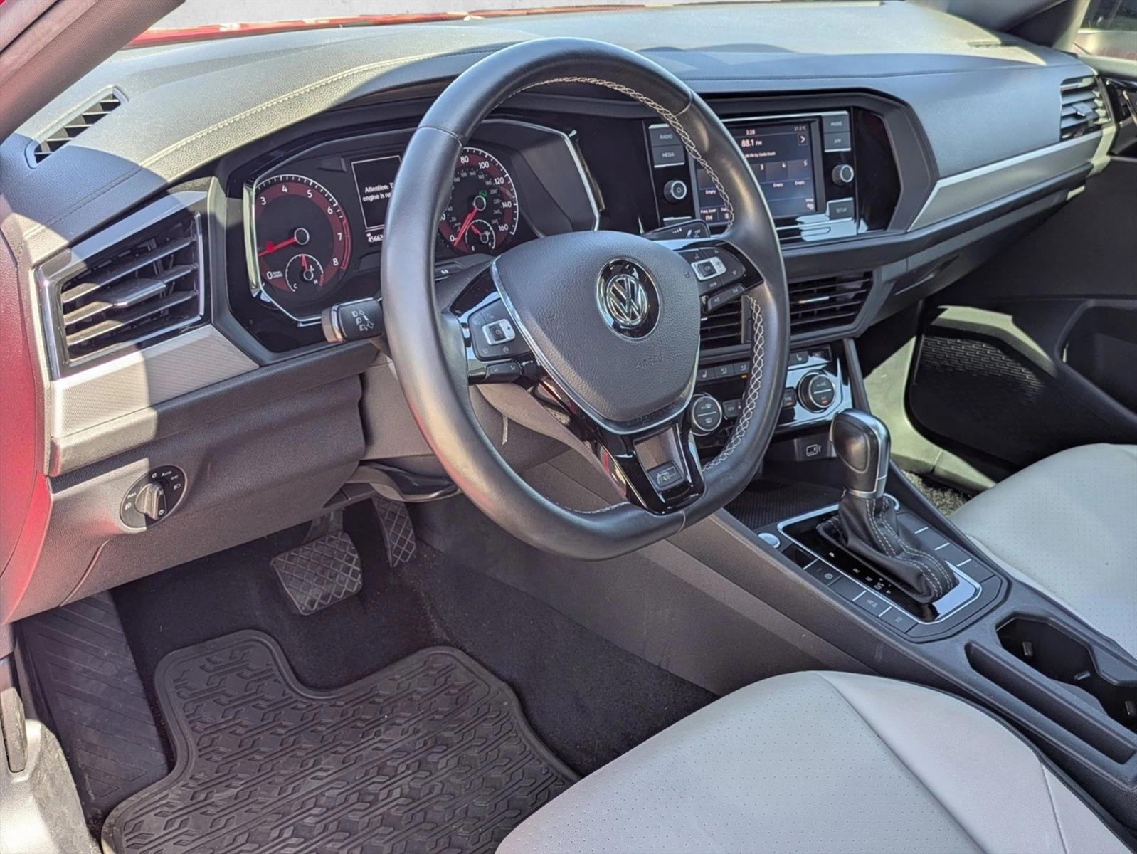 Thumbnail: 2019 Volkswagen Jetta - 3
