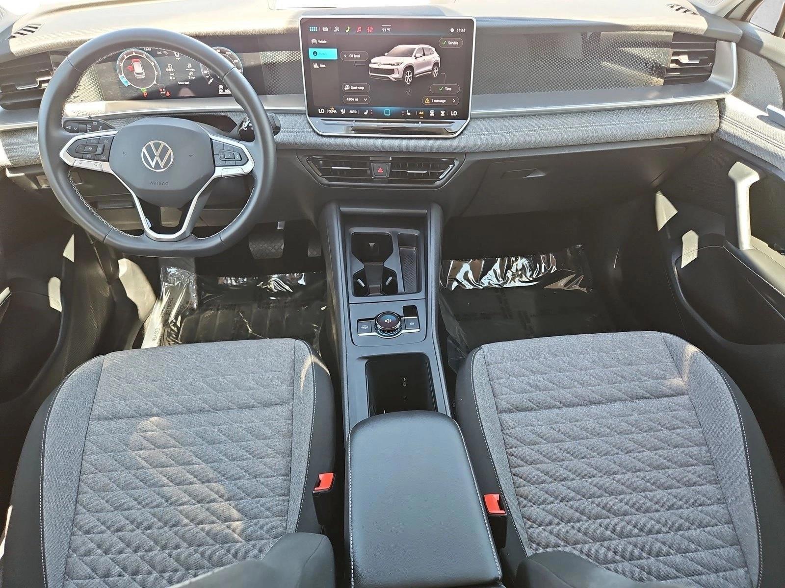 Thumbnail: 2026 Volkswagen Tiguan - 3