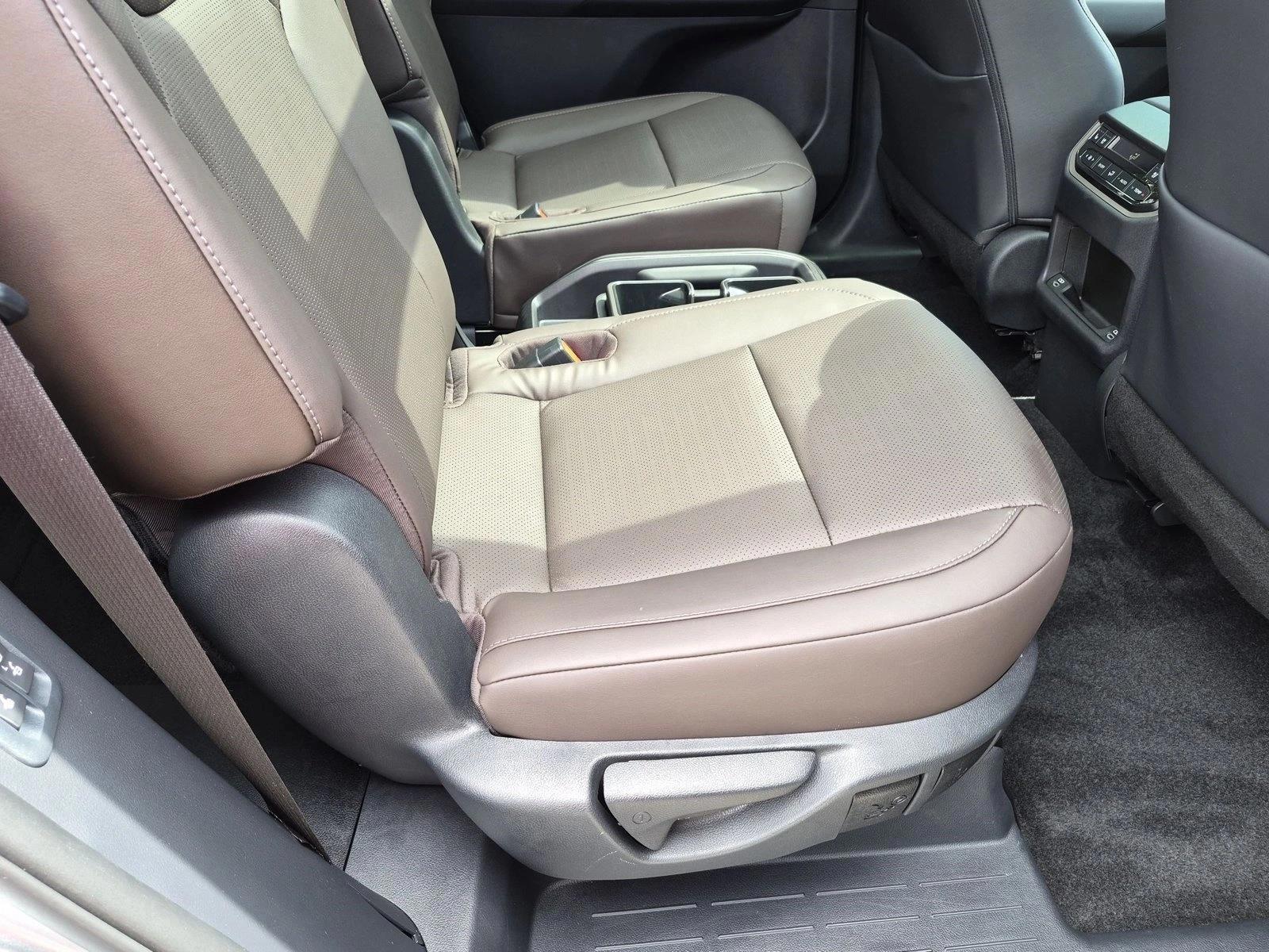 Thumbnail: 2025 Lexus TX - 4