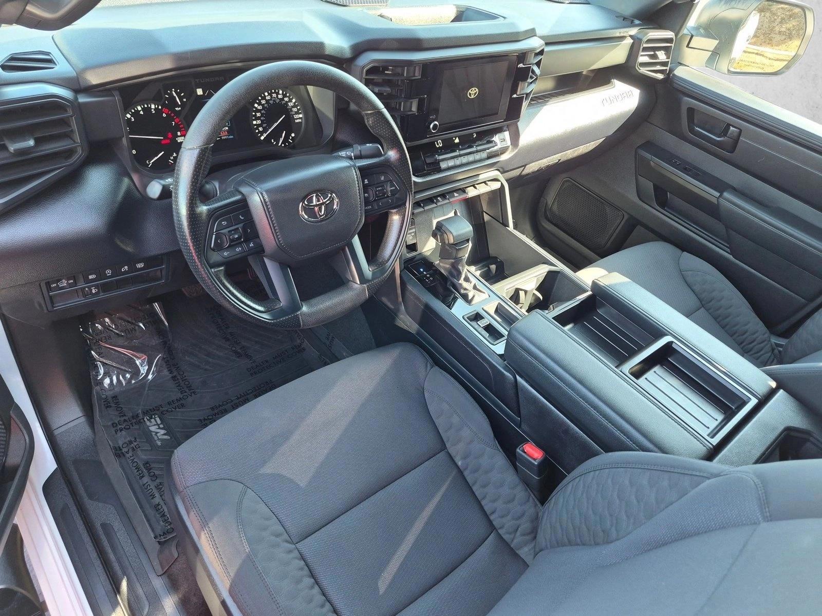 Thumbnail: 2025 Toyota Tundra - 3