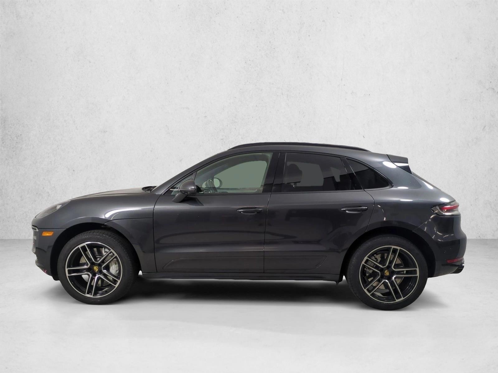 Thumbnail: 2020 Porsche Macan - 2