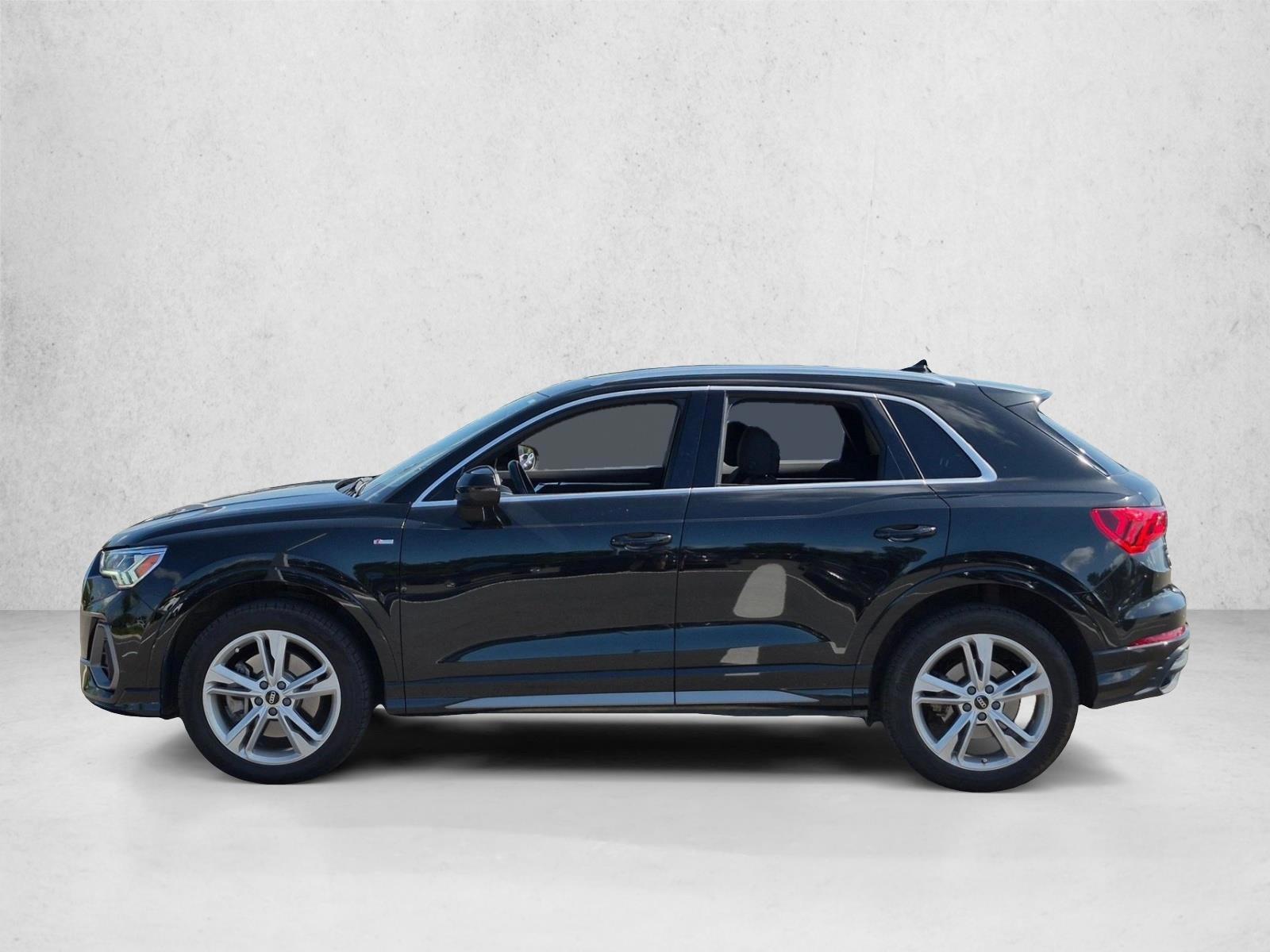 Thumbnail: 2023 Audi Q3 - 2