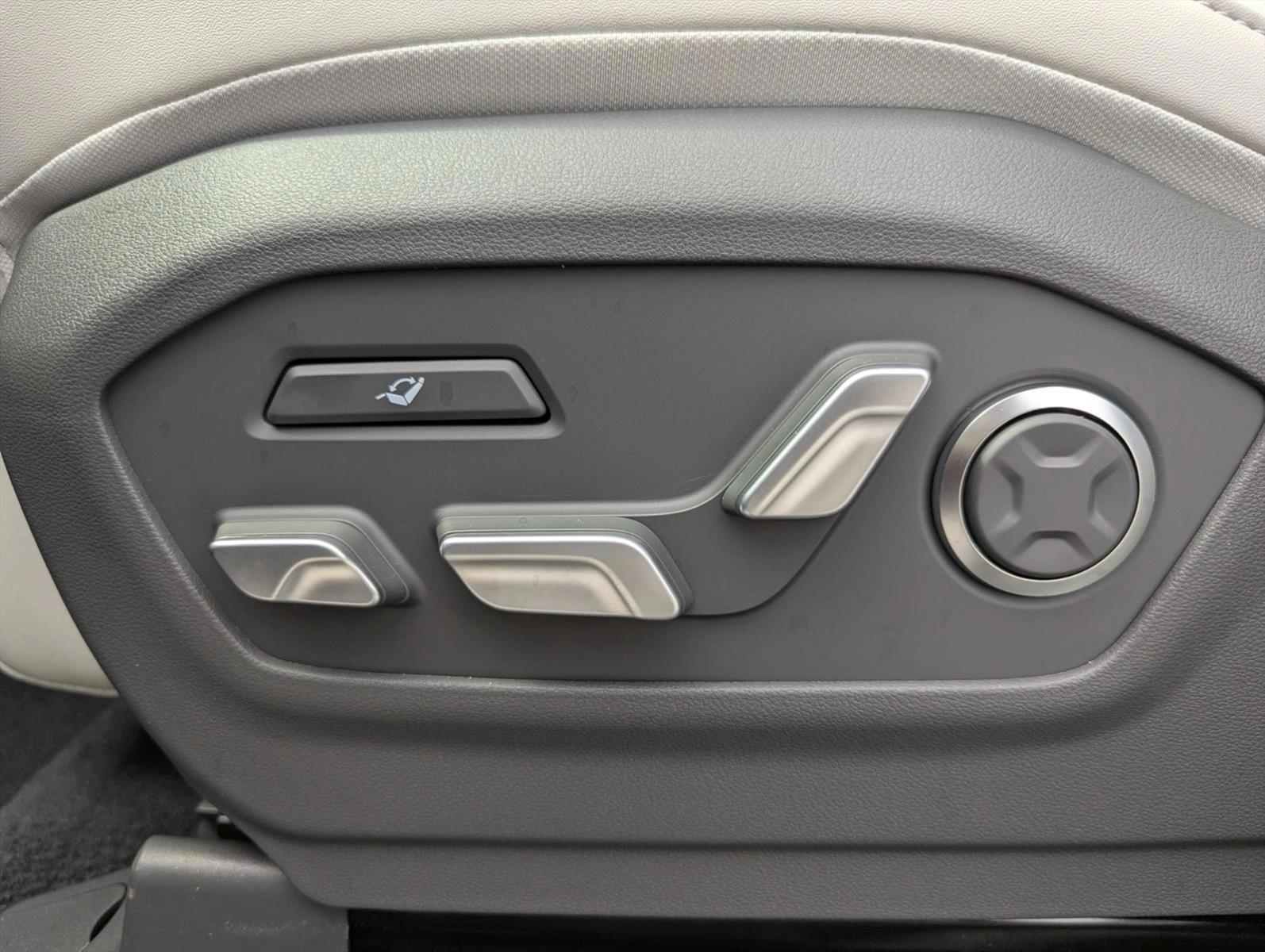 Thumbnail: 2026 Hyundai Santa Fe - 3