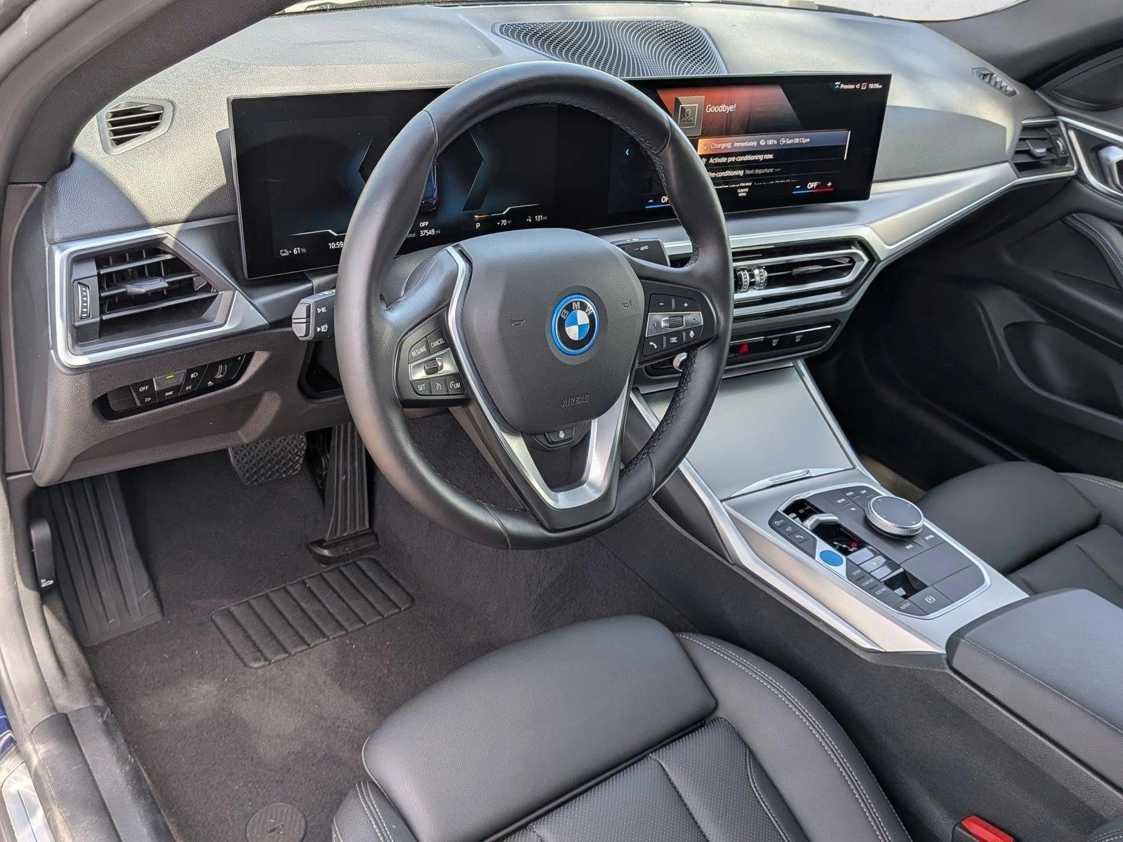 Thumbnail: 2023 BMW i4 - 3