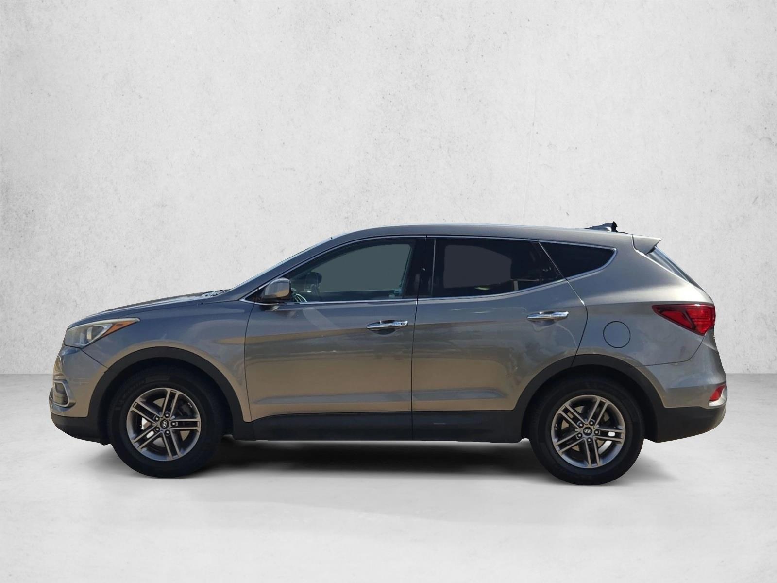 Thumbnail: 2017 Hyundai Santa Fe - 2