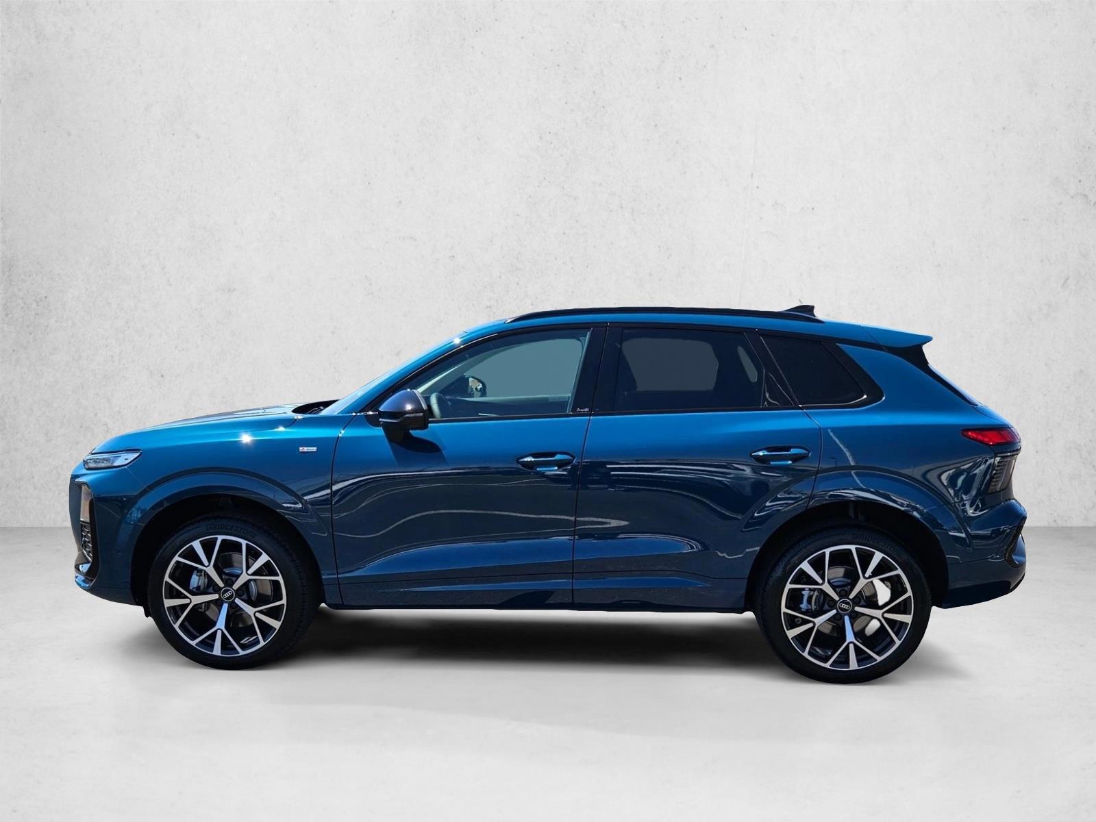 Thumbnail: 2026 Audi Q3 - 2