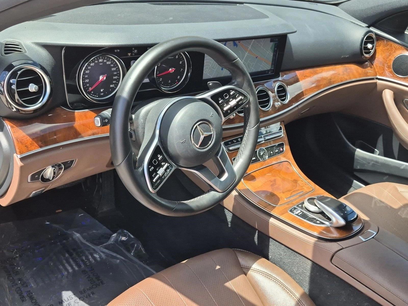 Thumbnail: 2019 Mercedes-Benz E-Class - 3