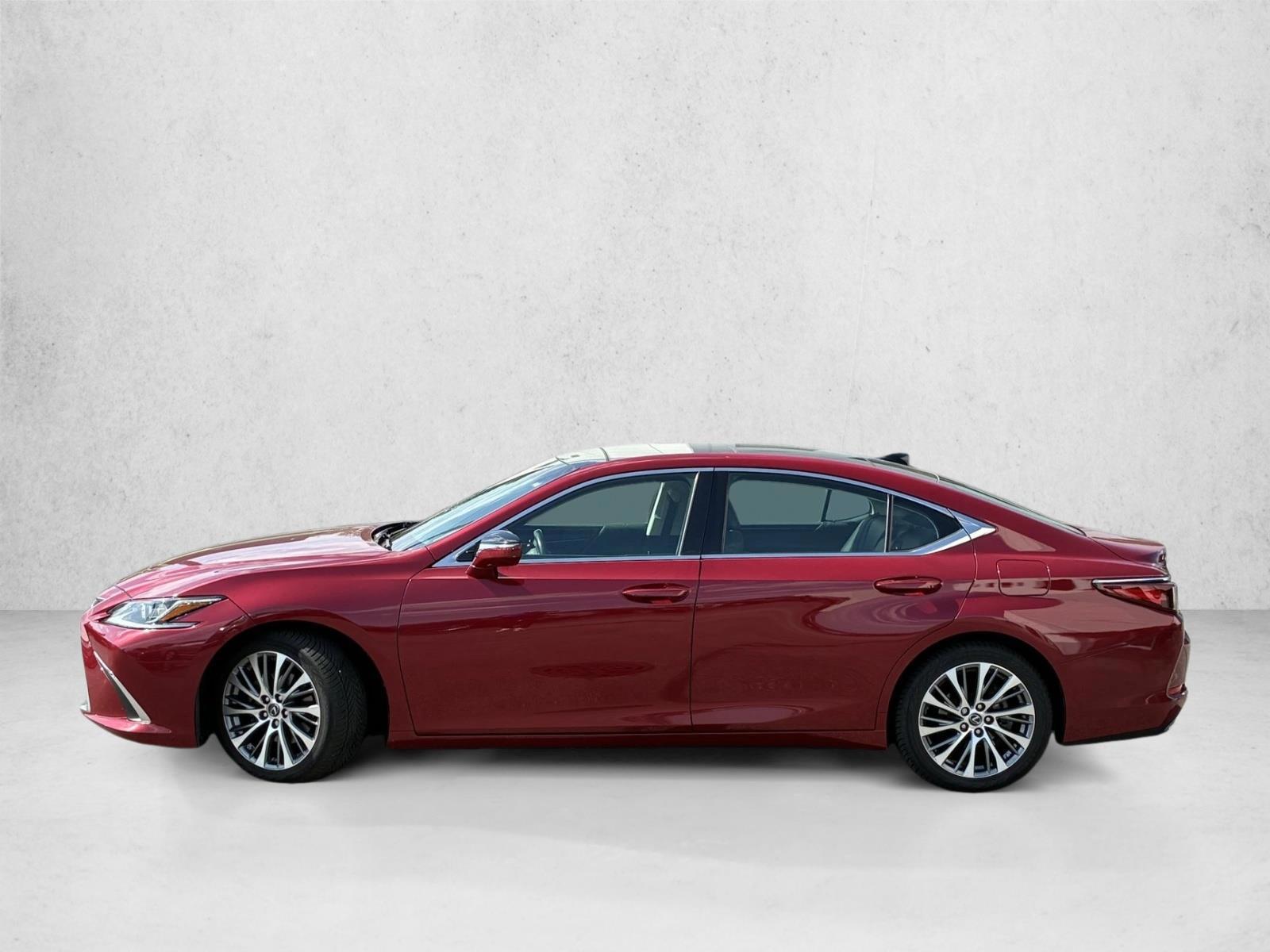 Thumbnail: 2019 Lexus ES - 2