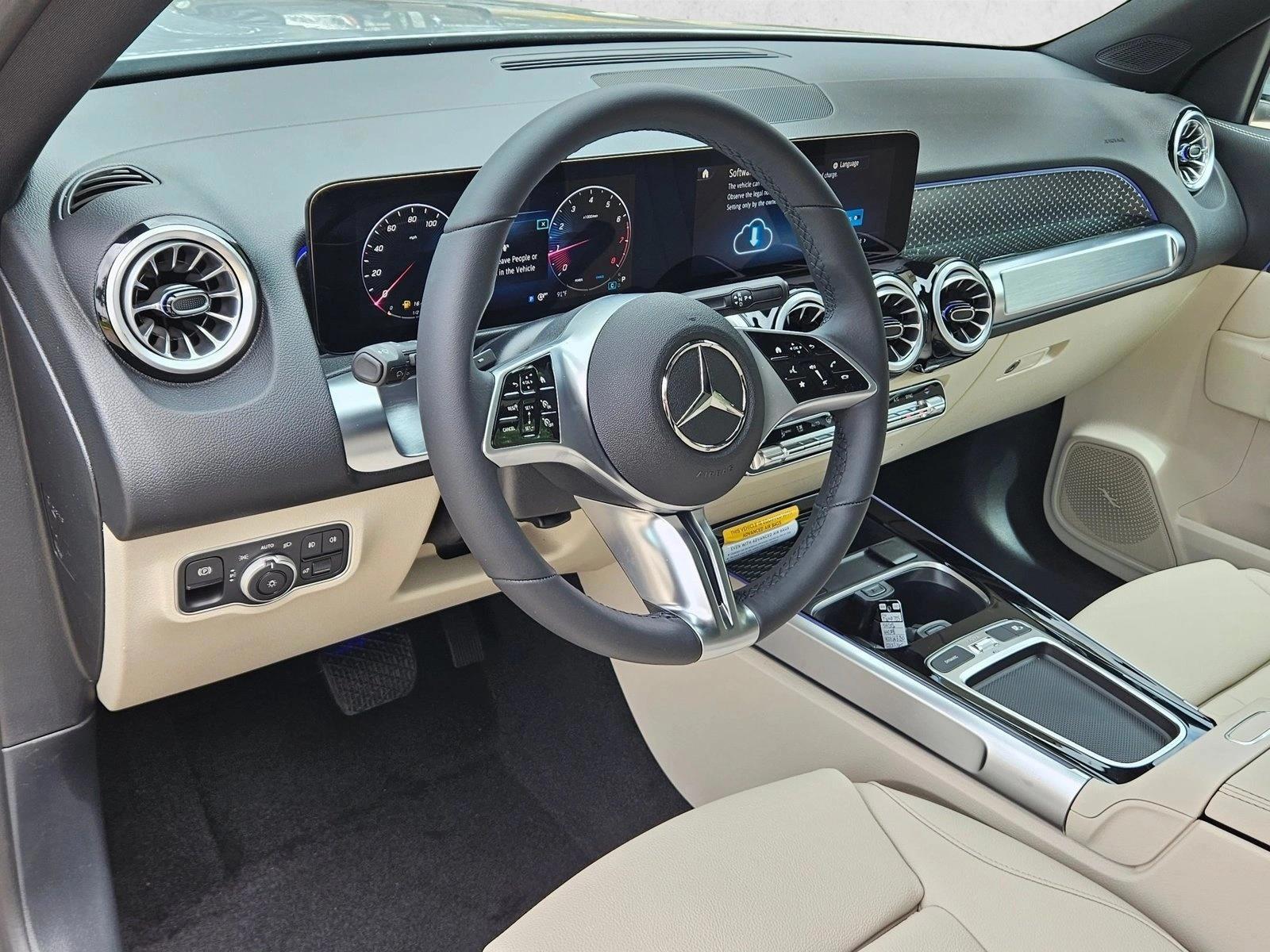 Thumbnail: 2026 Mercedes-Benz GLB - 3