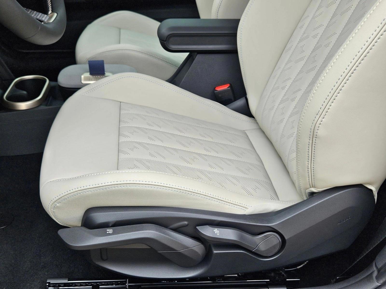 Thumbnail: 2026 MINI Cooper Hardtop - 5