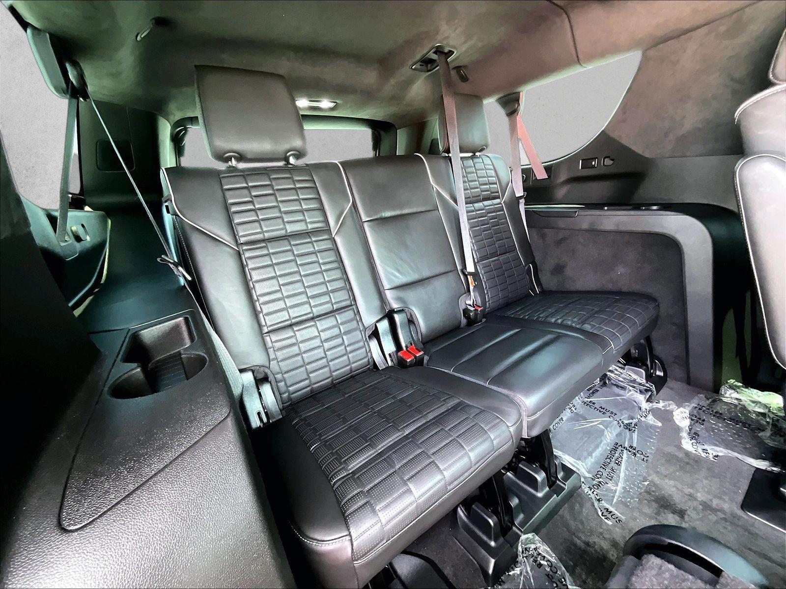 2023 Cadillac Escalade ESV V-Series - Photo 30