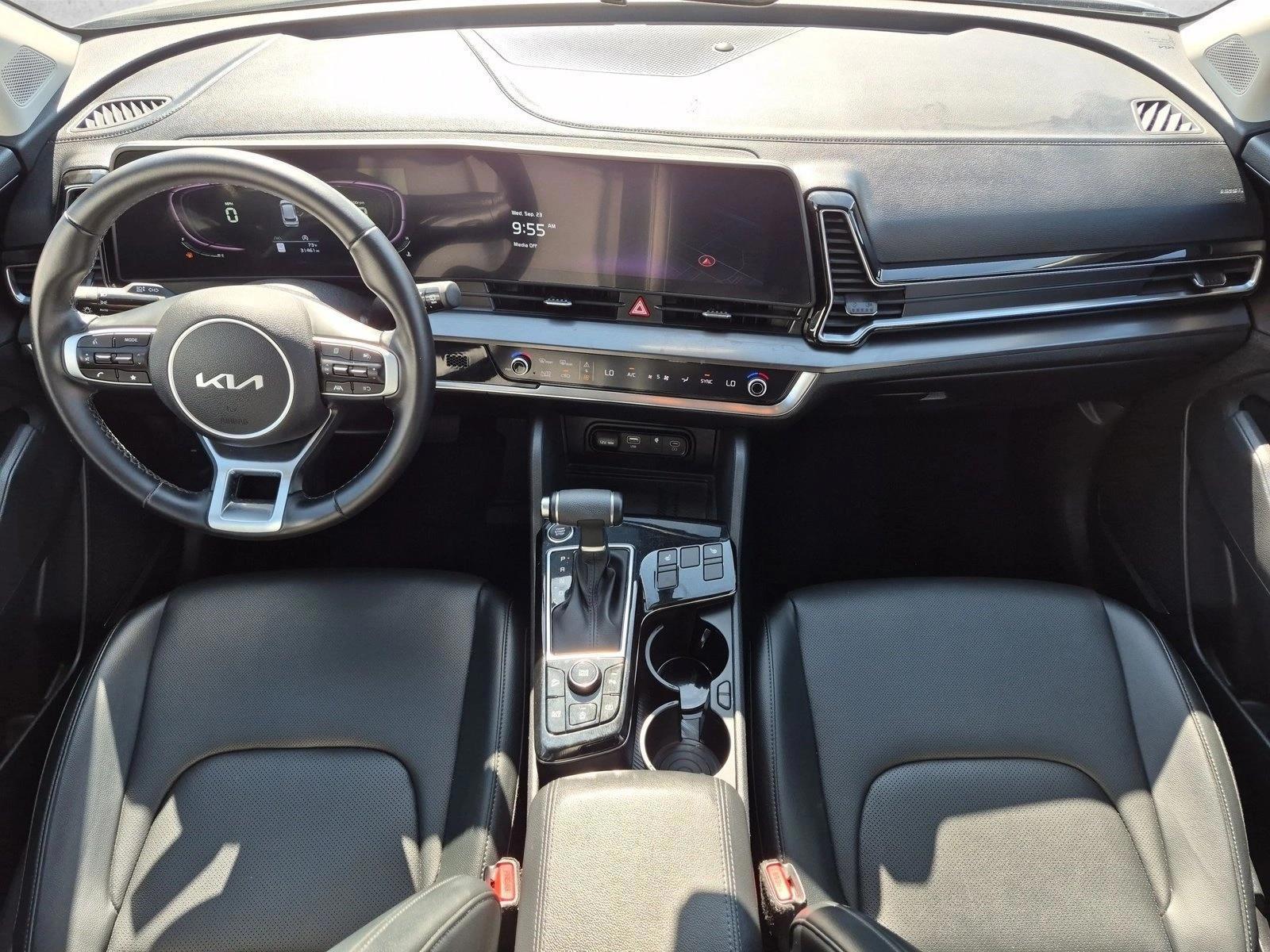 Thumbnail: 2023 Kia Sportage - 3