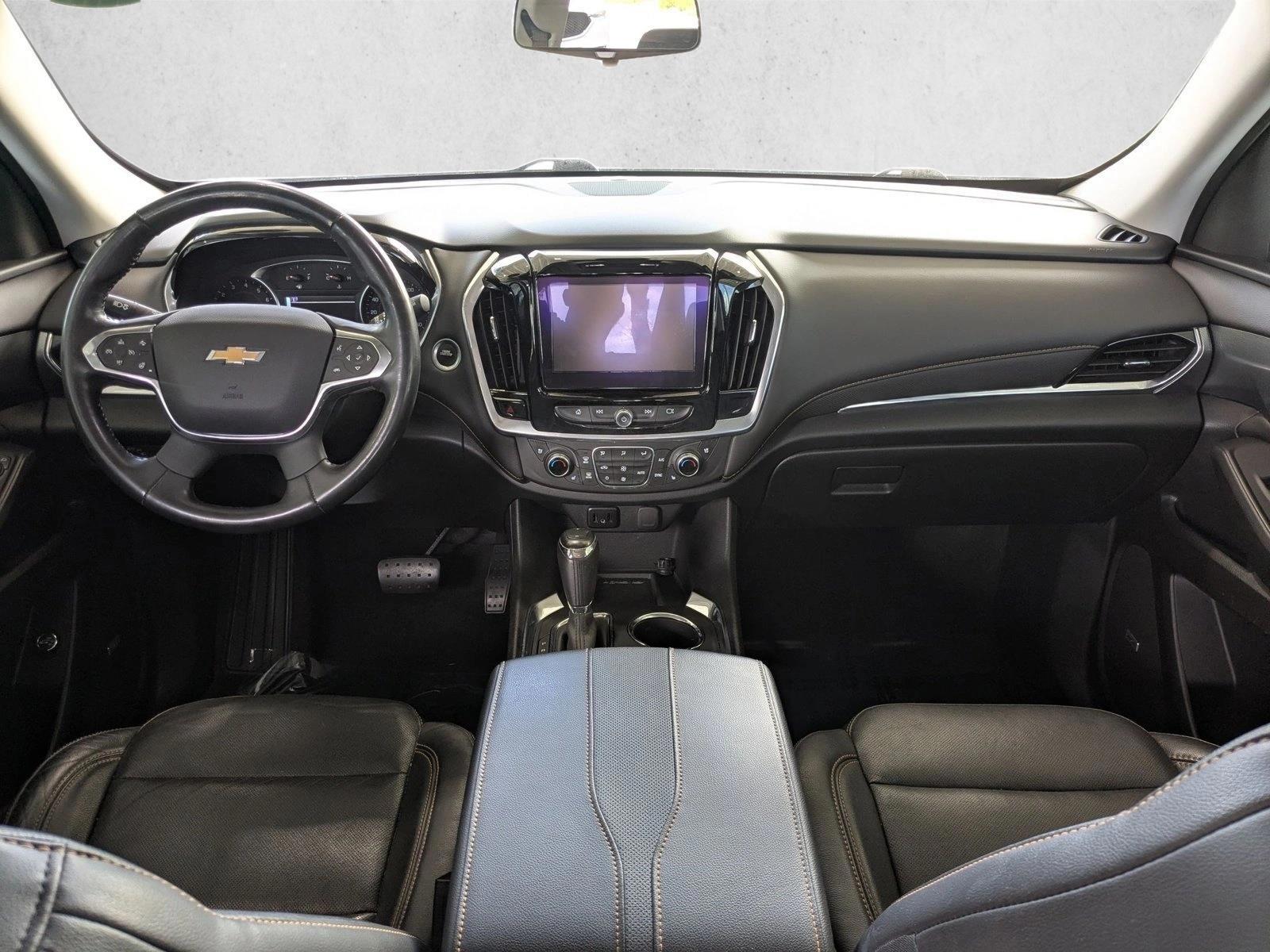 Thumbnail: 2019 Chevrolet Traverse - 3