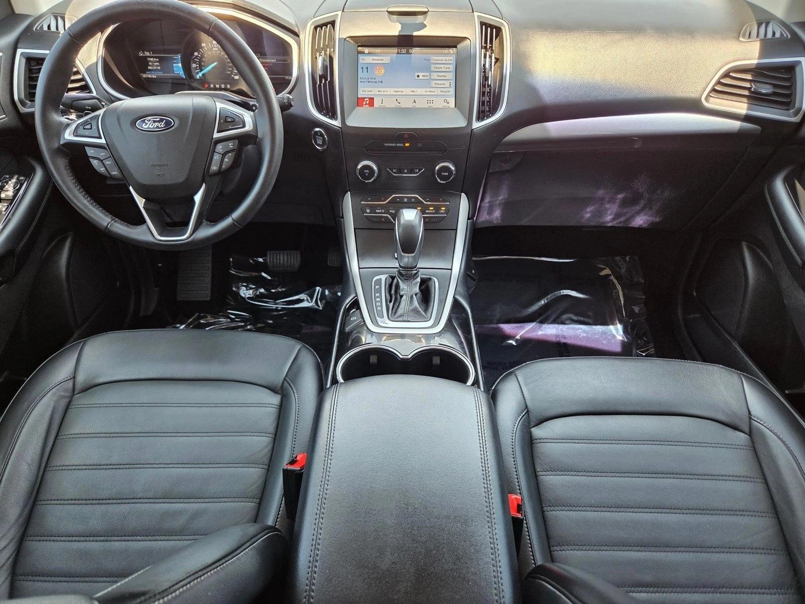Thumbnail: 2017 Ford Edge - 3