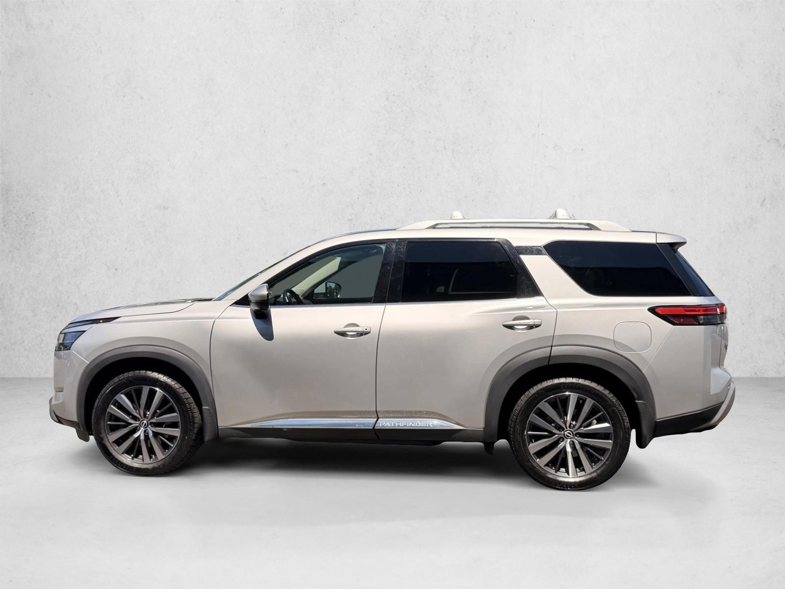 Thumbnail: 2022 Nissan Pathfinder - 2