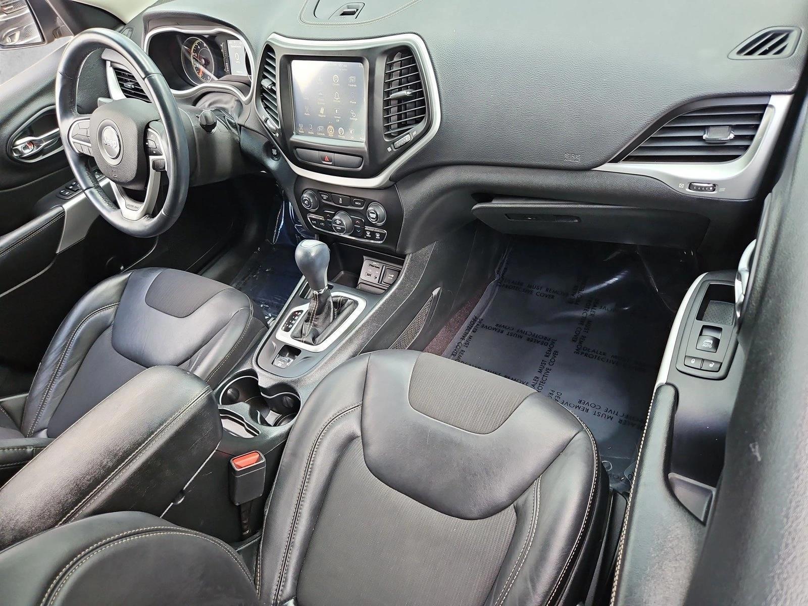 Thumbnail: 2018 Jeep Cherokee - 5
