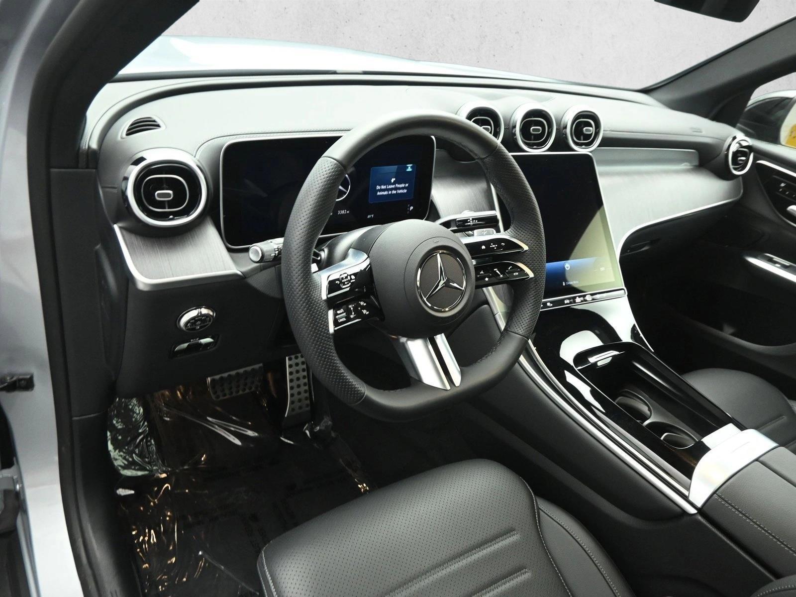 Thumbnail: 2026 Mercedes-Benz GLC - 3