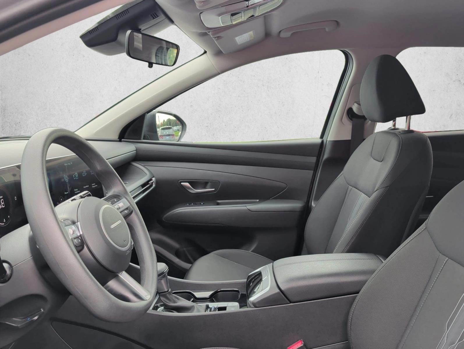 2025 Hyundai Tucson SEL - Photo 18