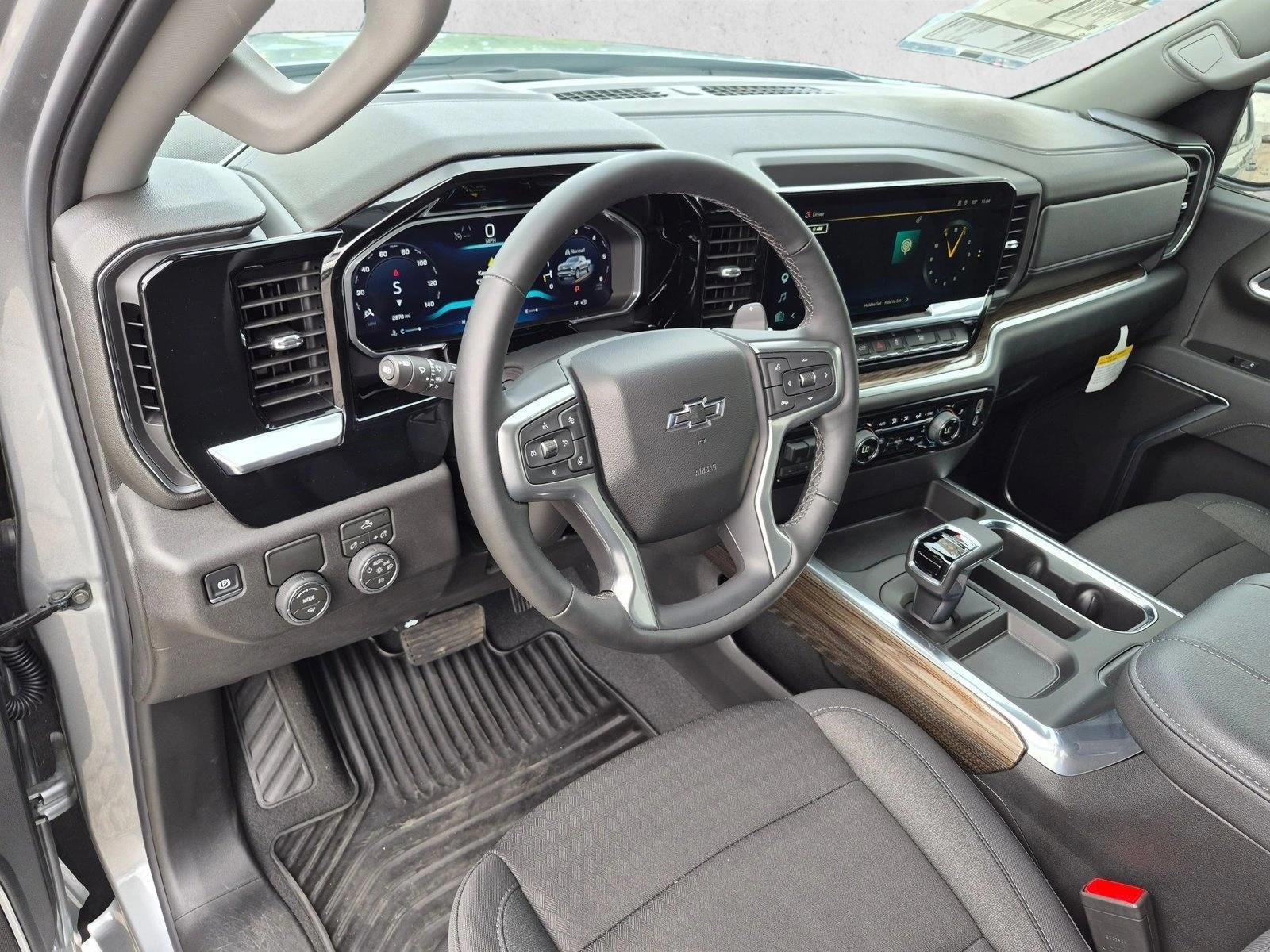Thumbnail: 2026 Chevrolet Silverado 1500 - 3