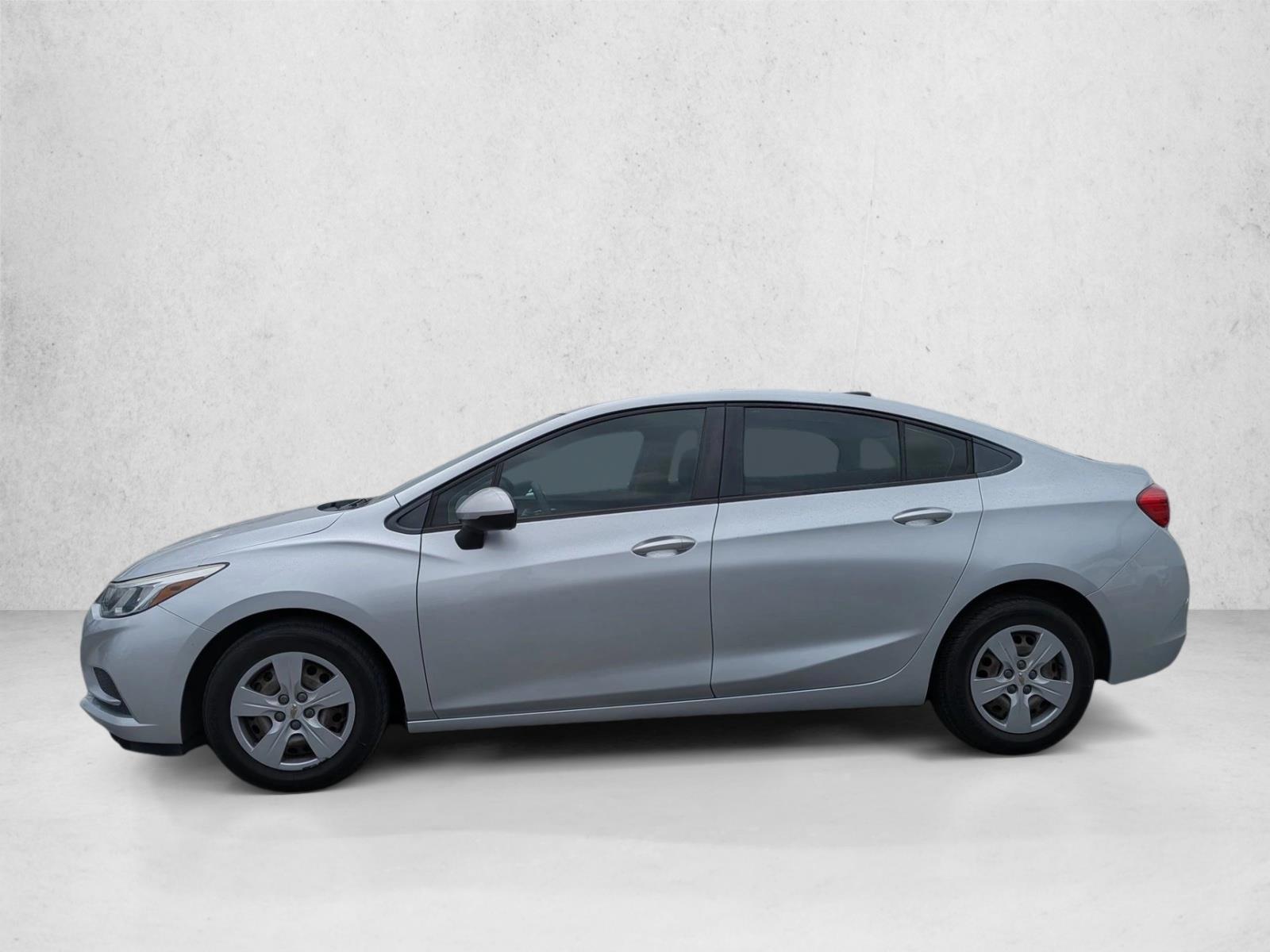 Thumbnail: 2018 Chevrolet Cruze - 2