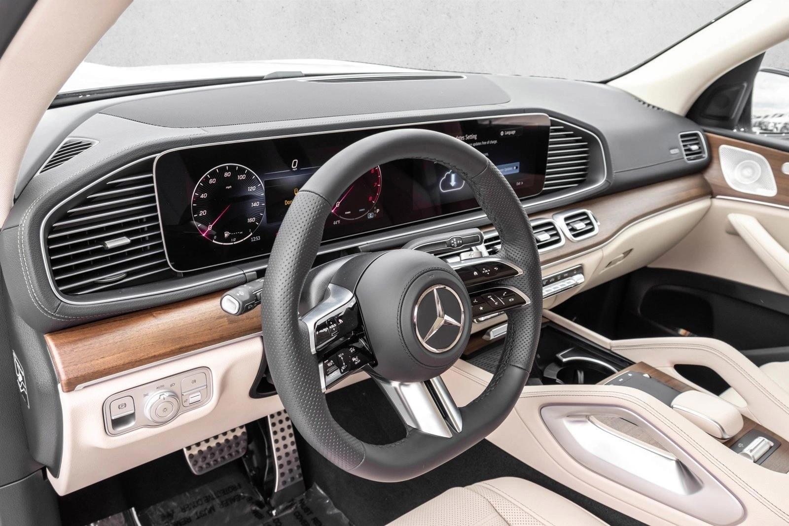 Thumbnail: 2026 Mercedes-Benz GLS - 3