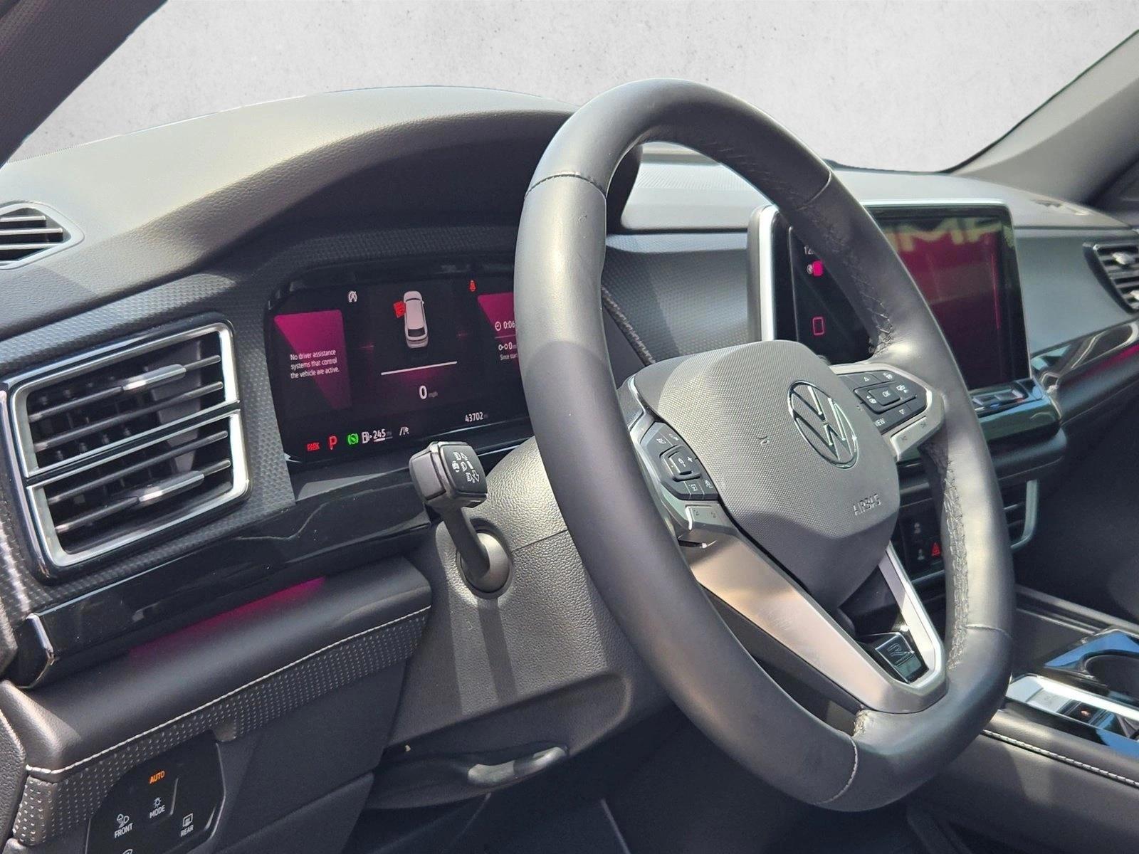Thumbnail: 2024 Volkswagen Atlas - 3
