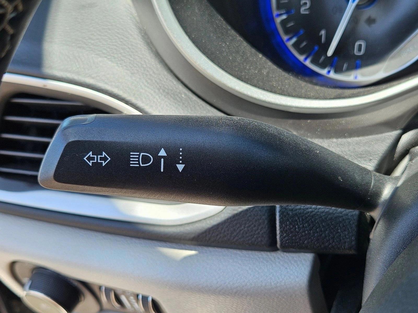 2023 Chrysler Pacifica Touring L - Photo 15