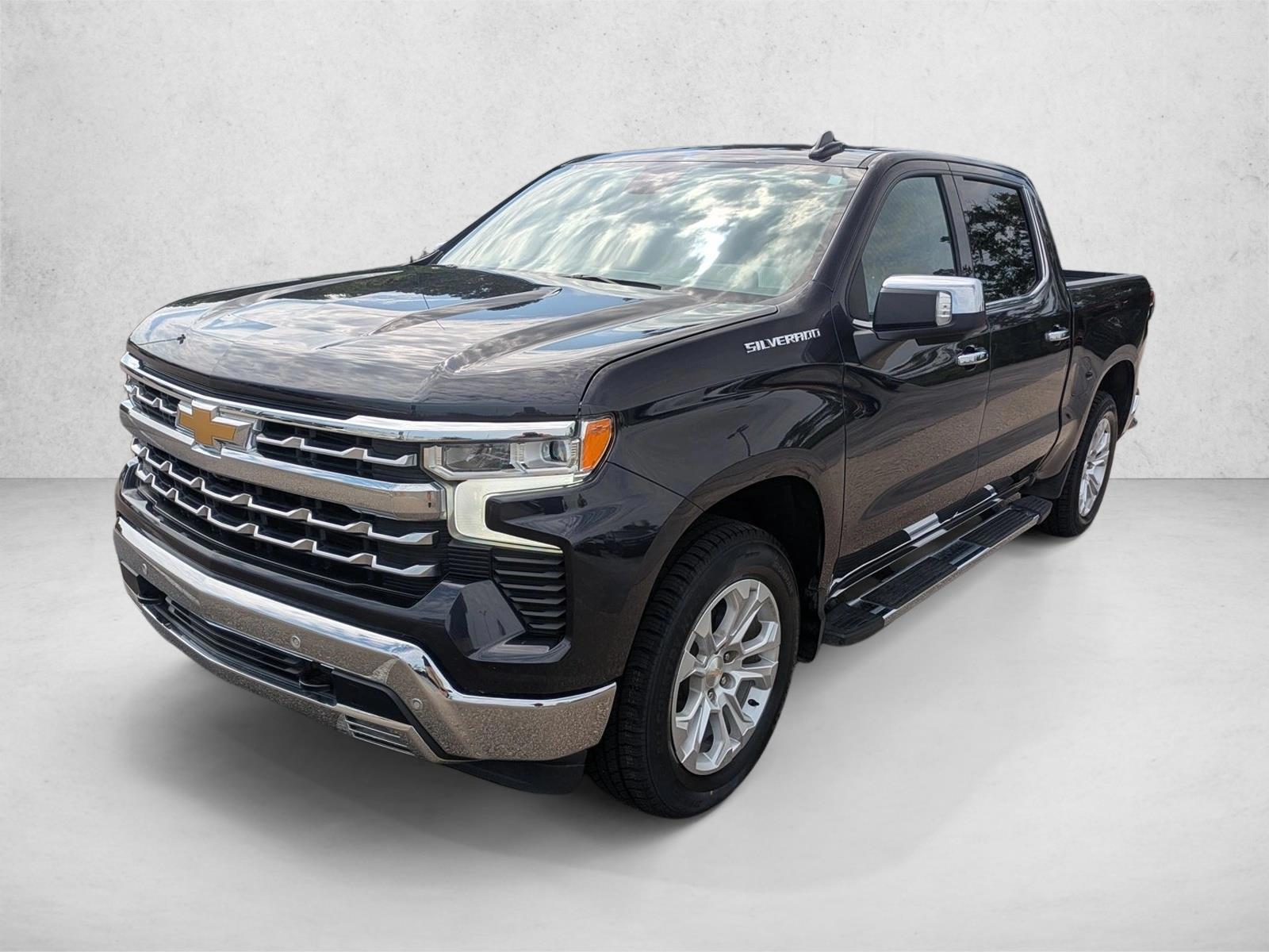 Thumbnail: 2022 Chevrolet Silverado 1500 - 1