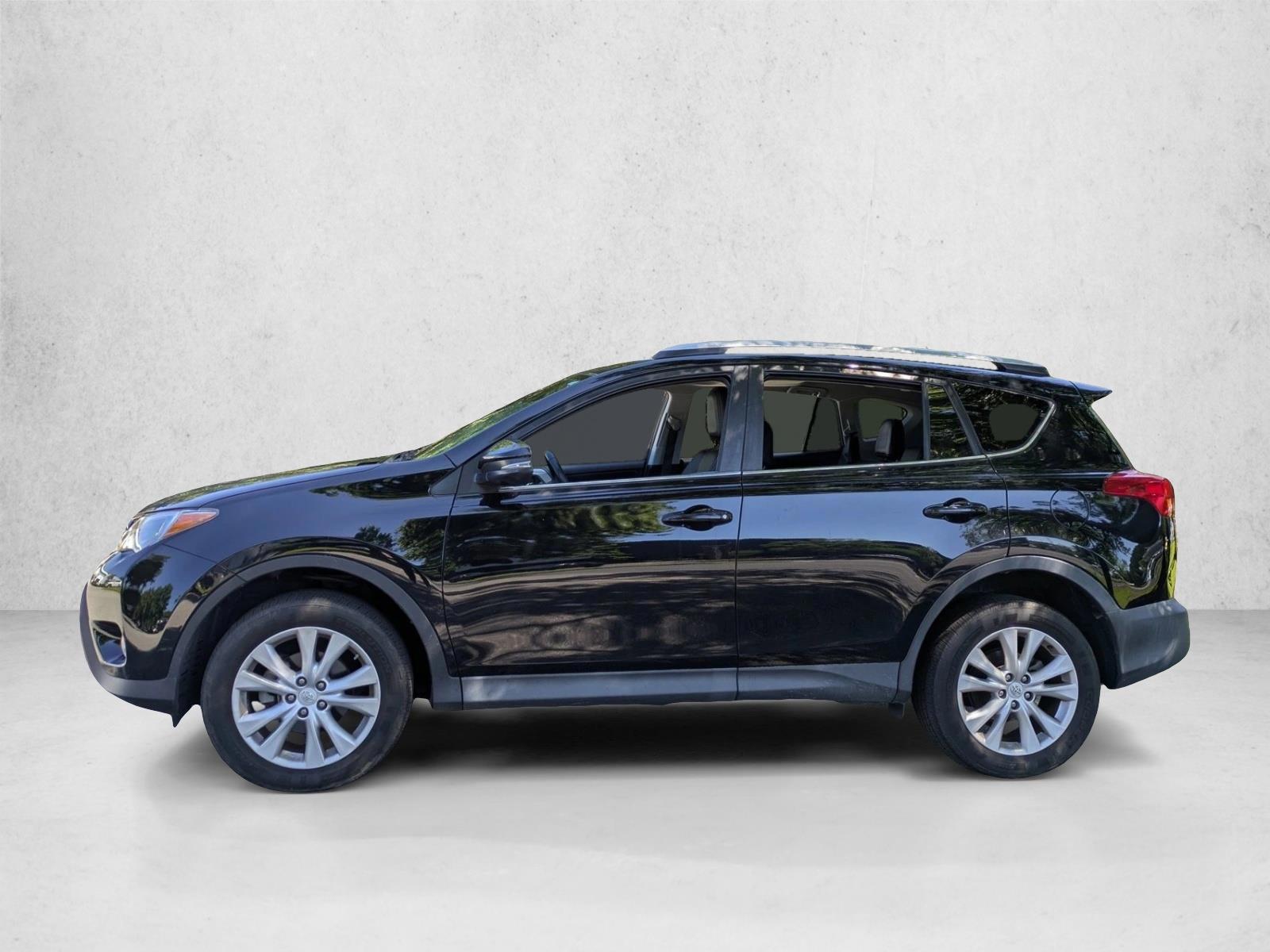 Thumbnail: 2015 Toyota RAV4 - 2