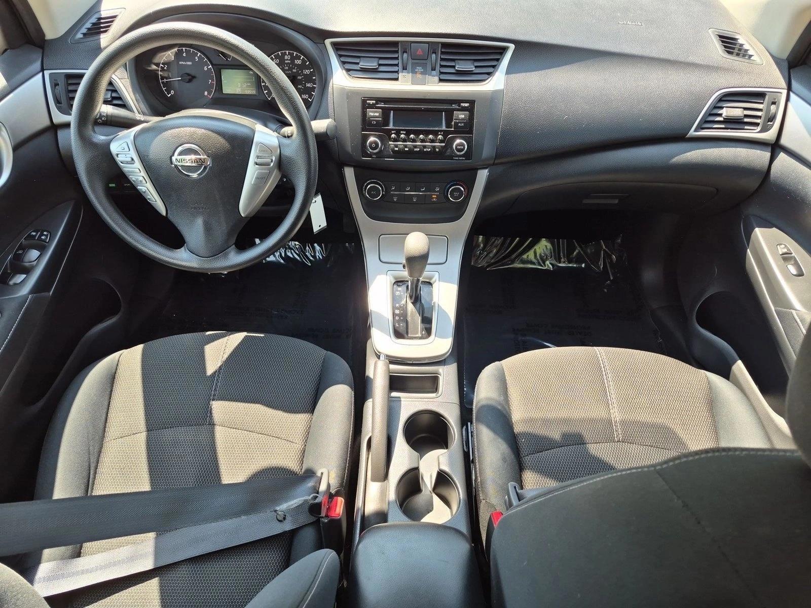 Thumbnail: 2015 Nissan Sentra - 4