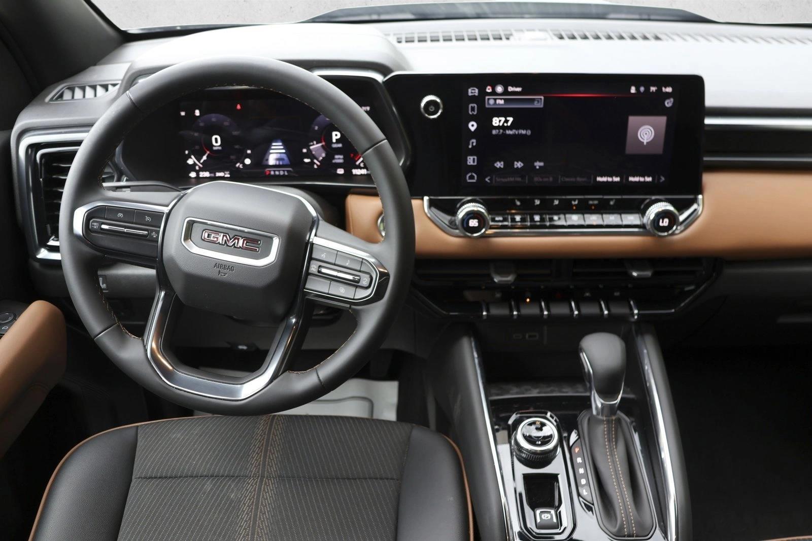 Thumbnail: 2025 GMC Canyon - 4