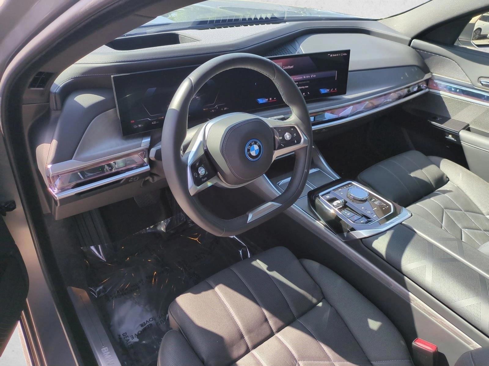 Thumbnail: 2025 BMW i7 - 3