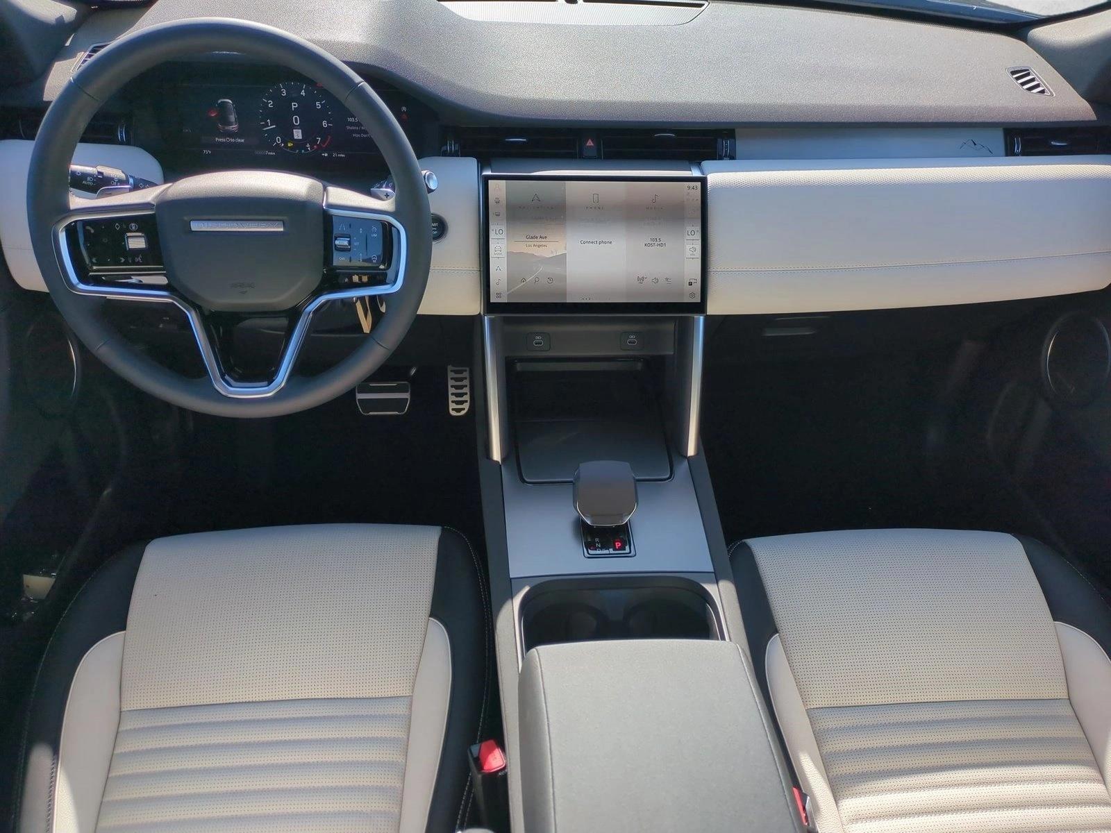 Thumbnail: 2026 Land Rover Discovery Sport - 4