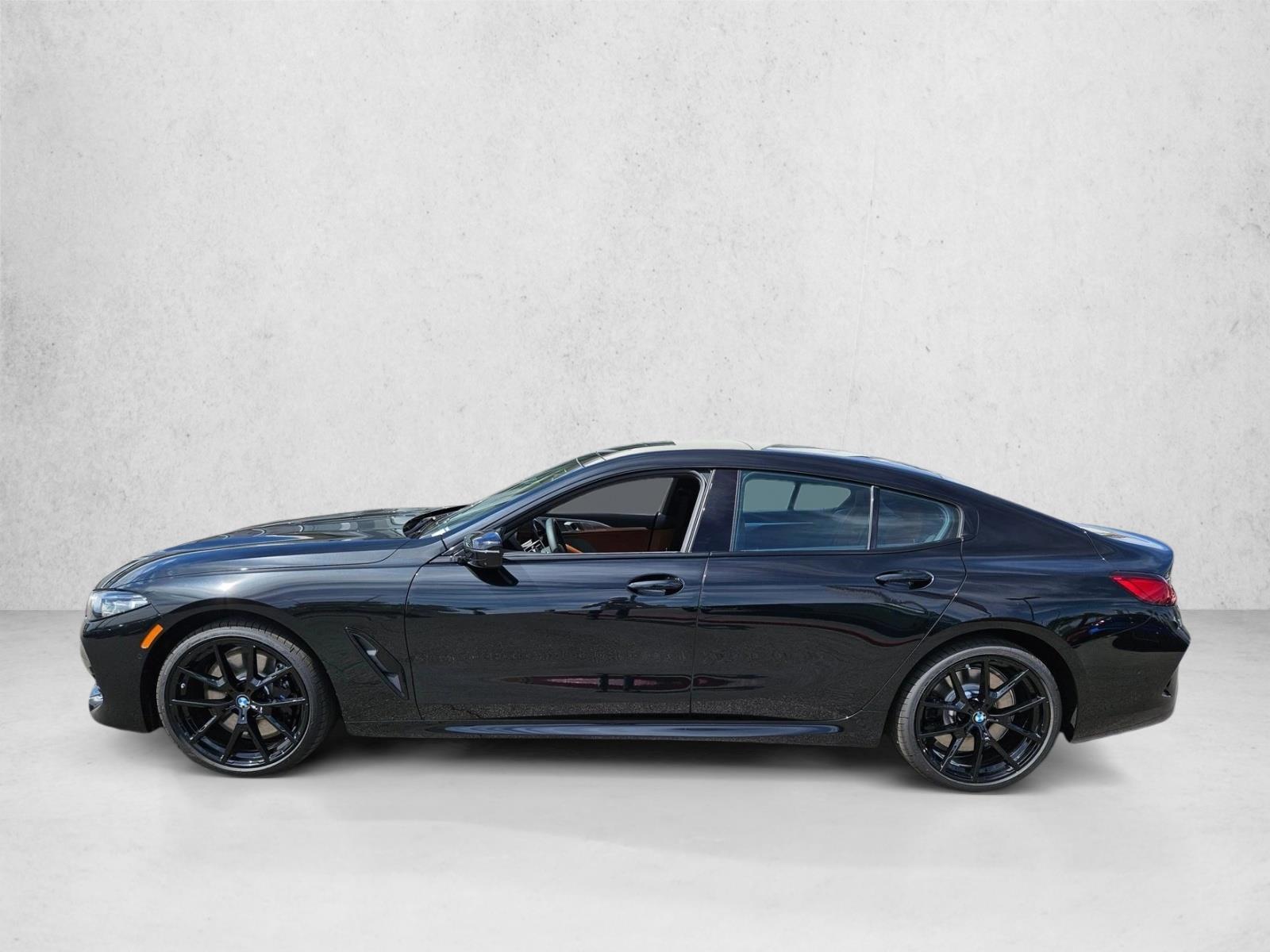 Thumbnail: 2026 BMW 8 Series - 2