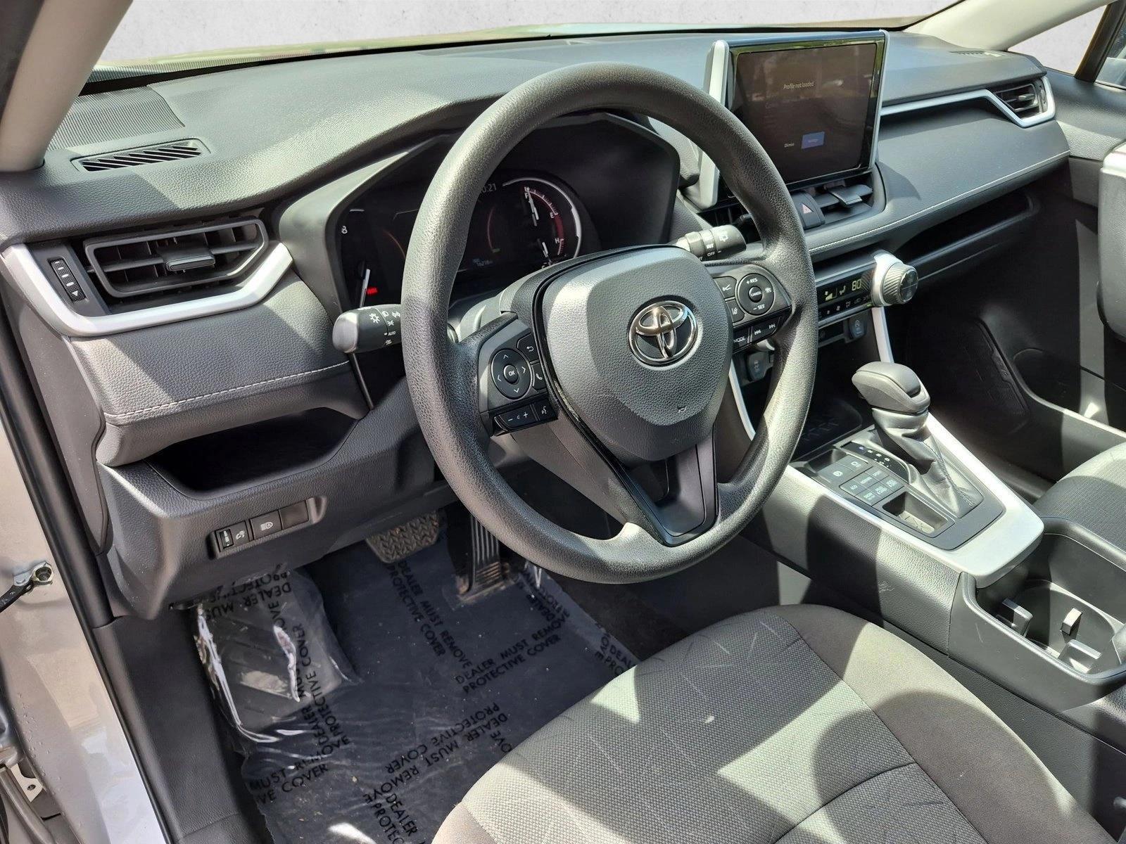Thumbnail: 2023 Toyota RAV4 - 3