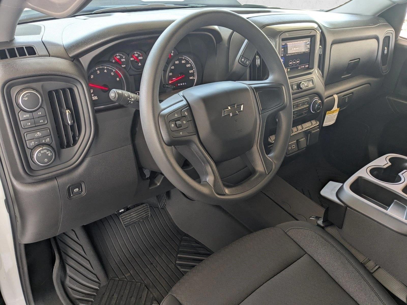Thumbnail: 2026 Chevrolet Silverado 1500 - 3