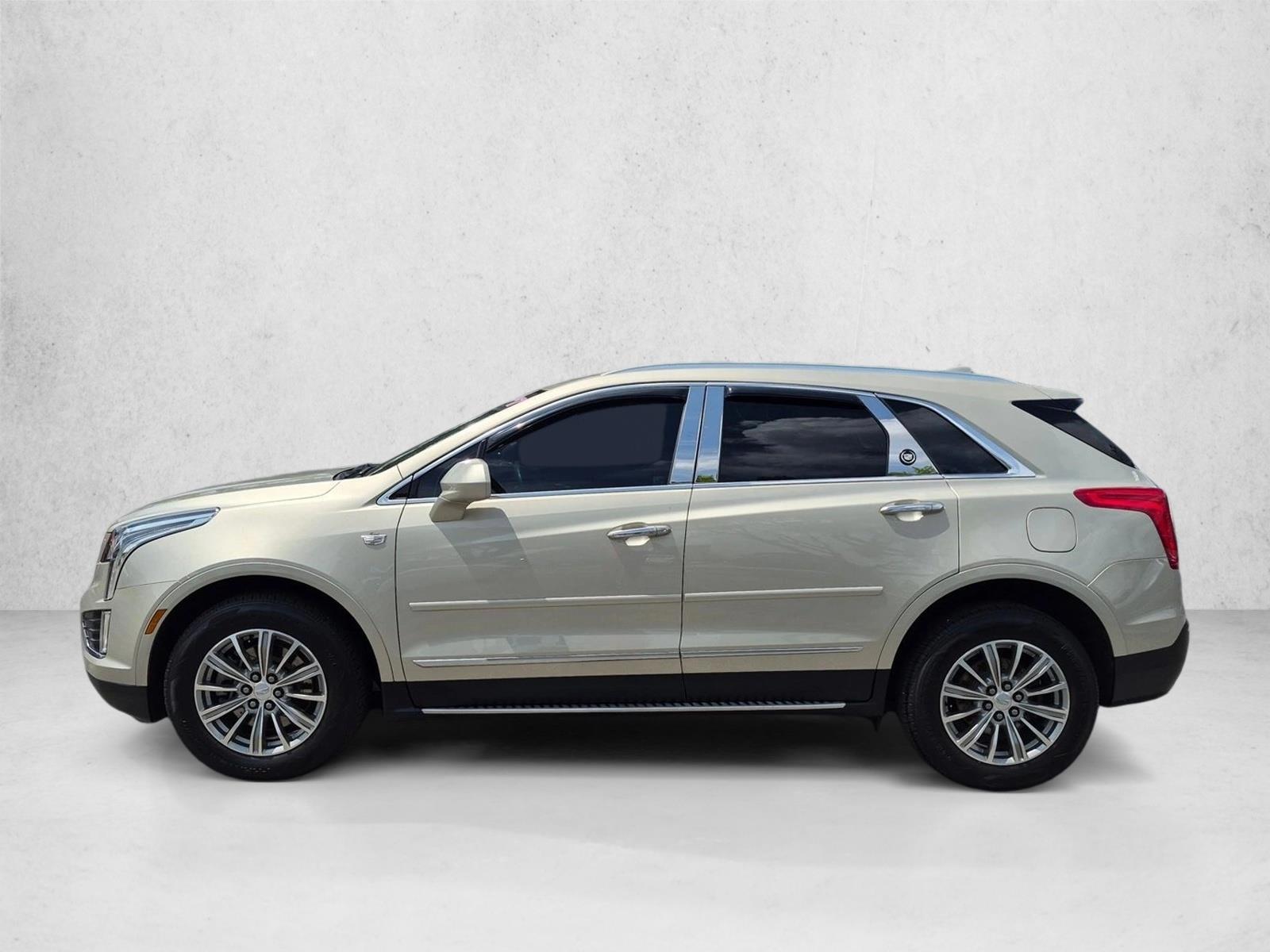 Thumbnail: 2017 Cadillac XT5 - 2