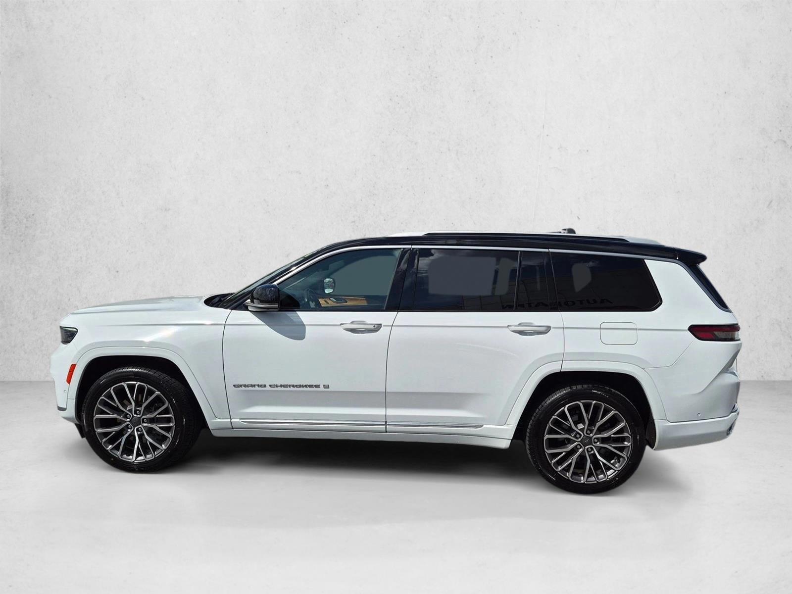Thumbnail: 2023 Jeep Grand Cherokee L - 2