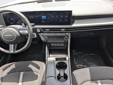 2025 Hyundai Sonata Hybrid