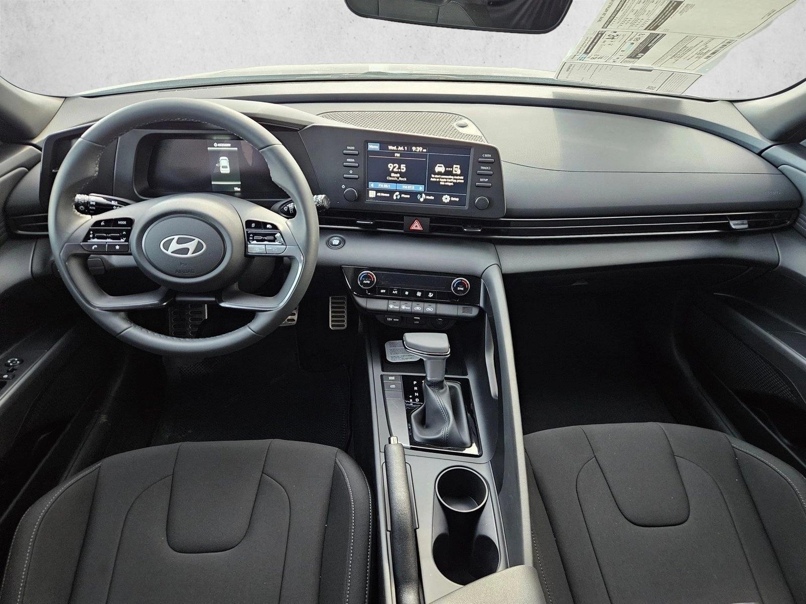Thumbnail: 2026 Hyundai Elantra - 4