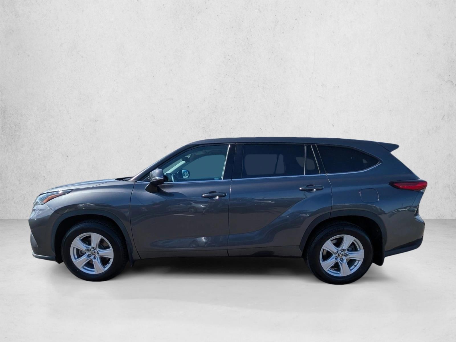 Thumbnail: 2021 Toyota Highlander - 2